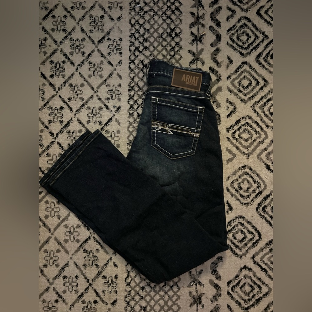 Ariat Slim Fit Straight Leg M7 Jeans